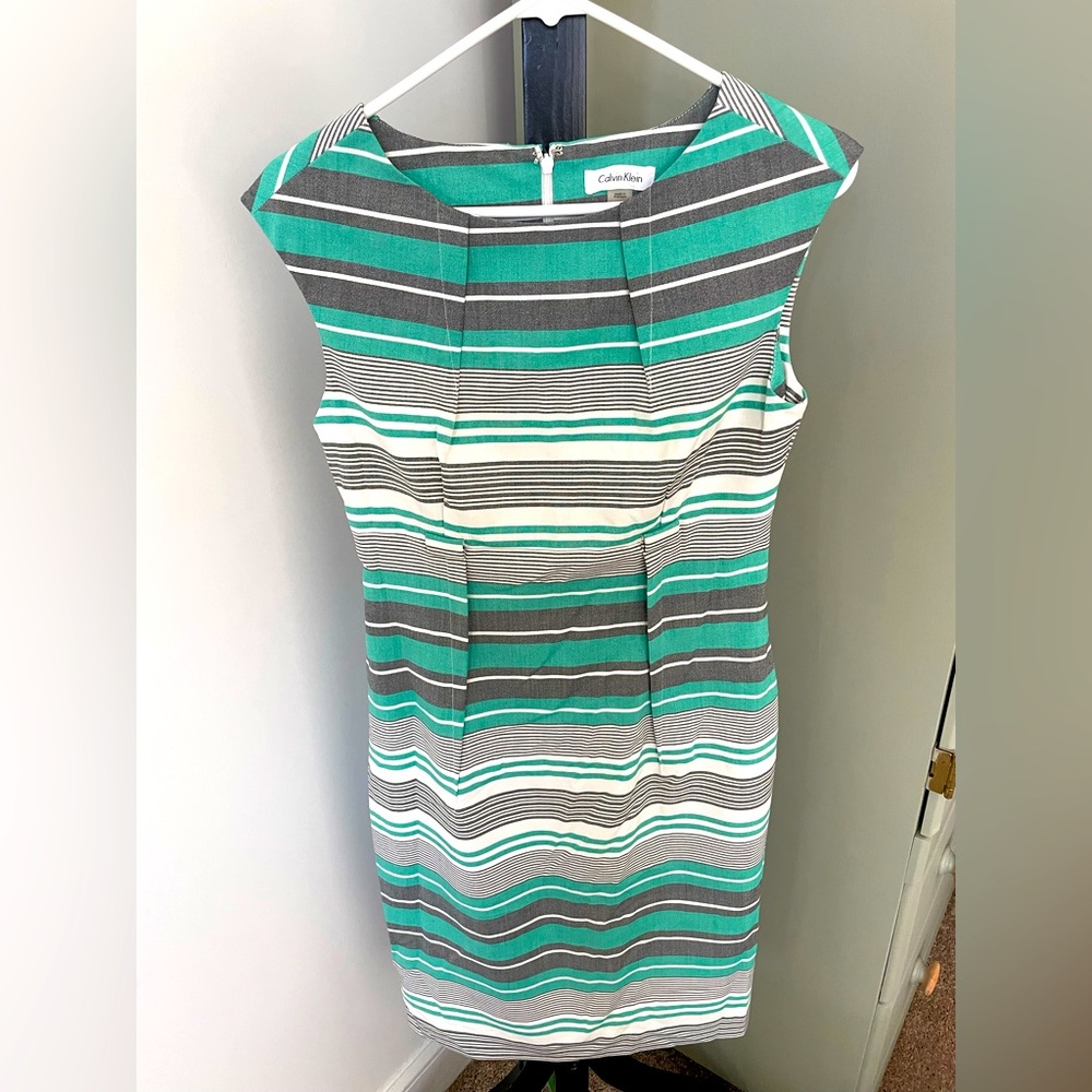 Calvin Klein Sheath dress